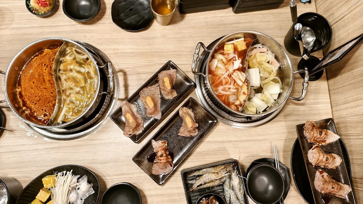 Shuan Le Wagyu Hot Pot - Keelung