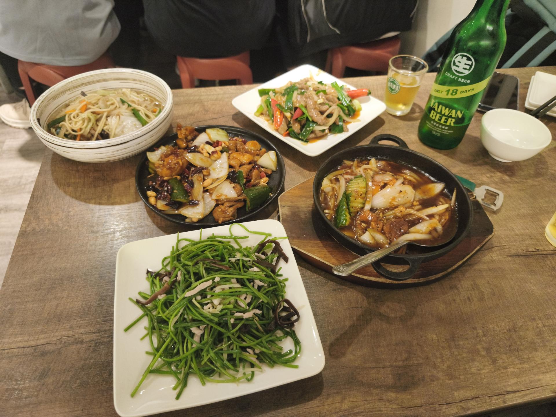 Upscale Stir-Fry Near Da'an Station - 大安站那邊 精緻熱炒